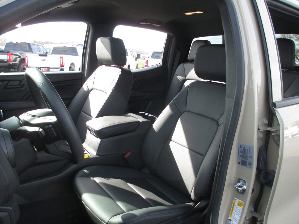 Used 2024 Chevrolet Colorado Trail Boss w/ Advanced Trailering Package image 19