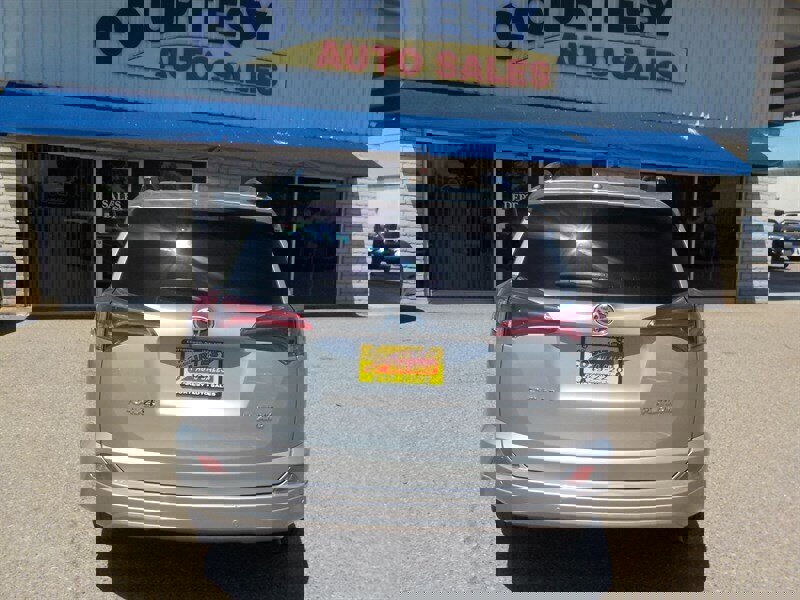 Used 2017 Toyota RAV4 Limited image 7