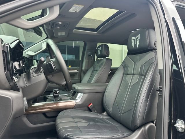 Used 2024 Chevrolet Silverado 1500 RST w/ All Star Edition Plus AWD/4WD image 15