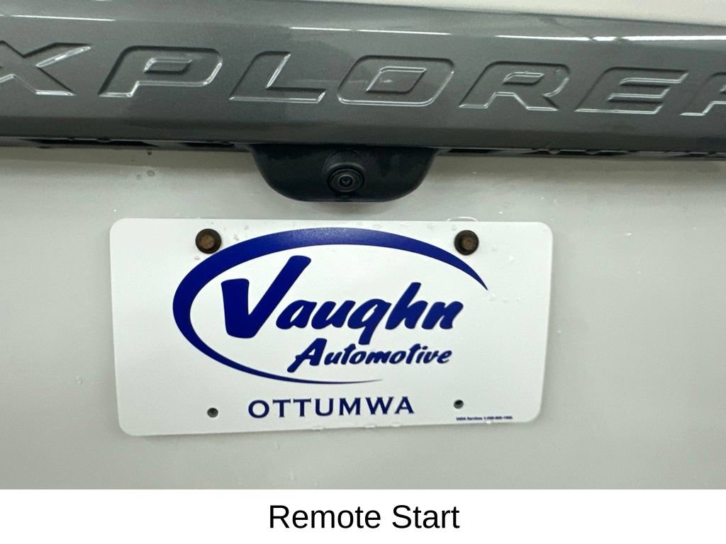 Used 2024 Ford Explorer XLT w/ Equipment Group 202A AWD/4WD image 18