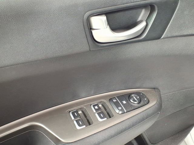 Used 2020 Kia Optima LX image 14