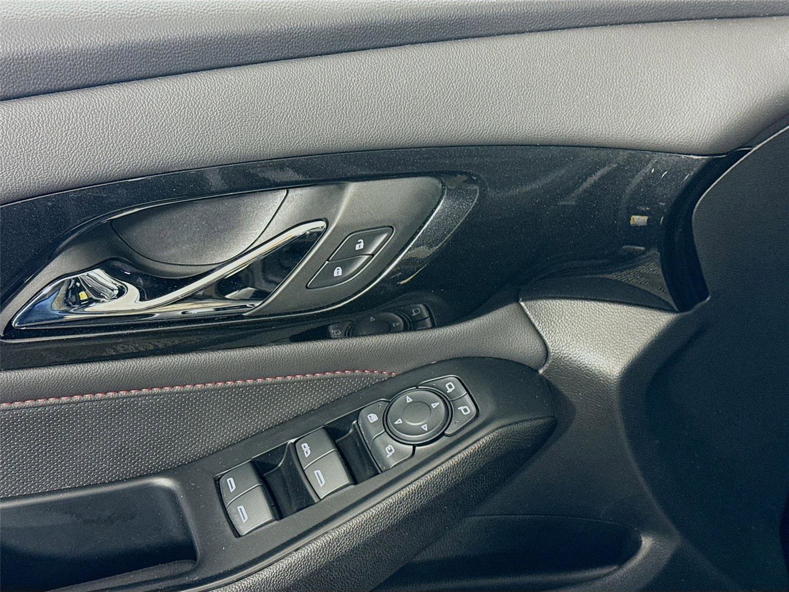 Certified 2023 Chevrolet Traverse RS image 13