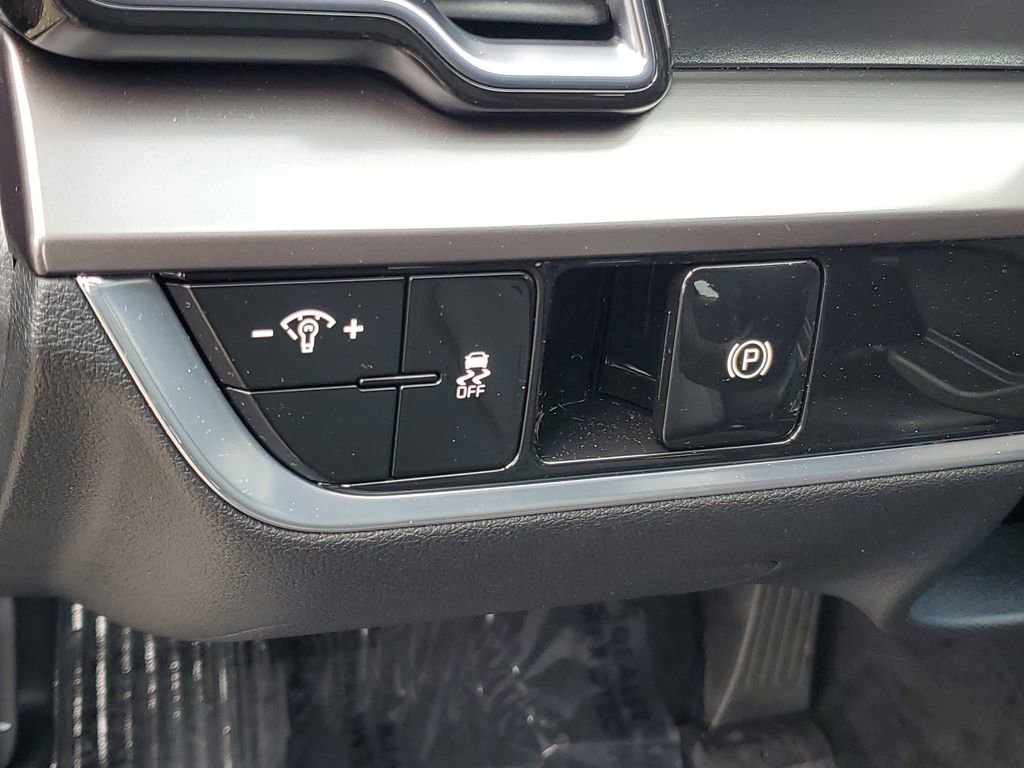 Used 2023 Kia Sportage EX image 20