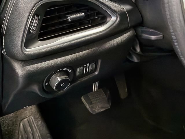 Used 2019 Chrysler Pacifica Limited w/ Advanced Safetytec Group image 10