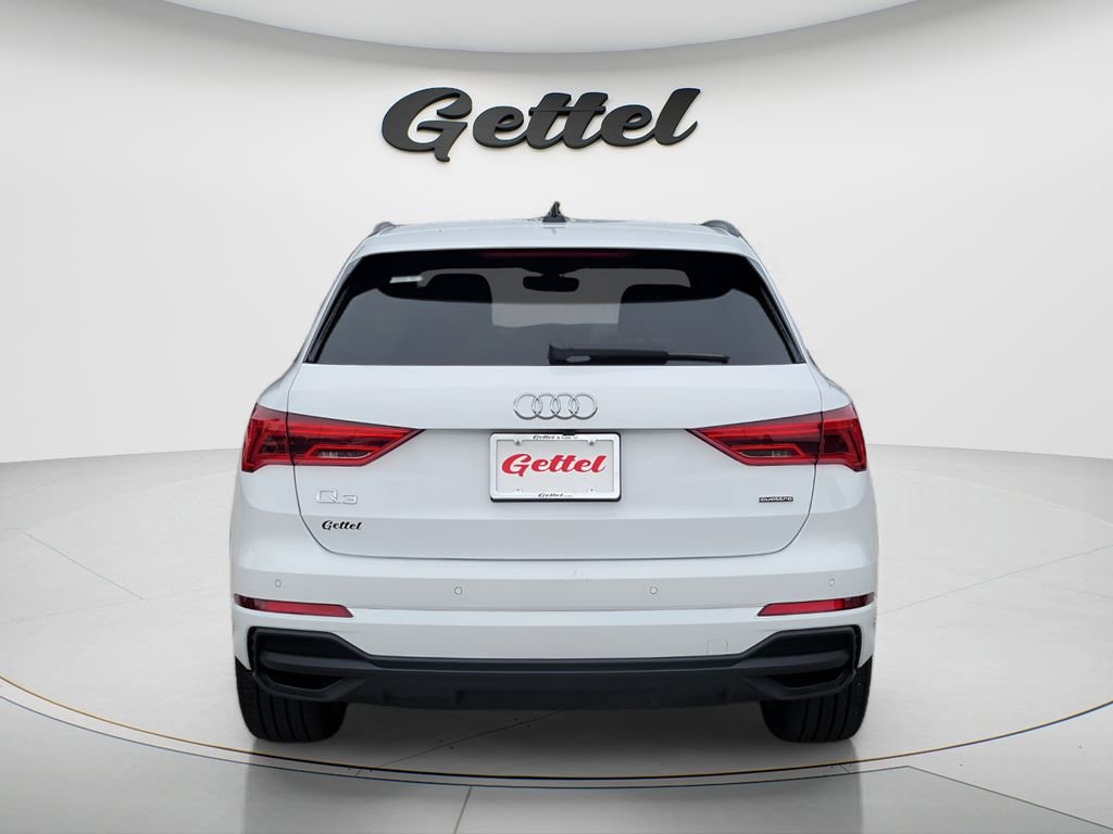 Used 2024 Audi Q3 2.0T Premium w/ Convenience Package AWD/4WD image 6