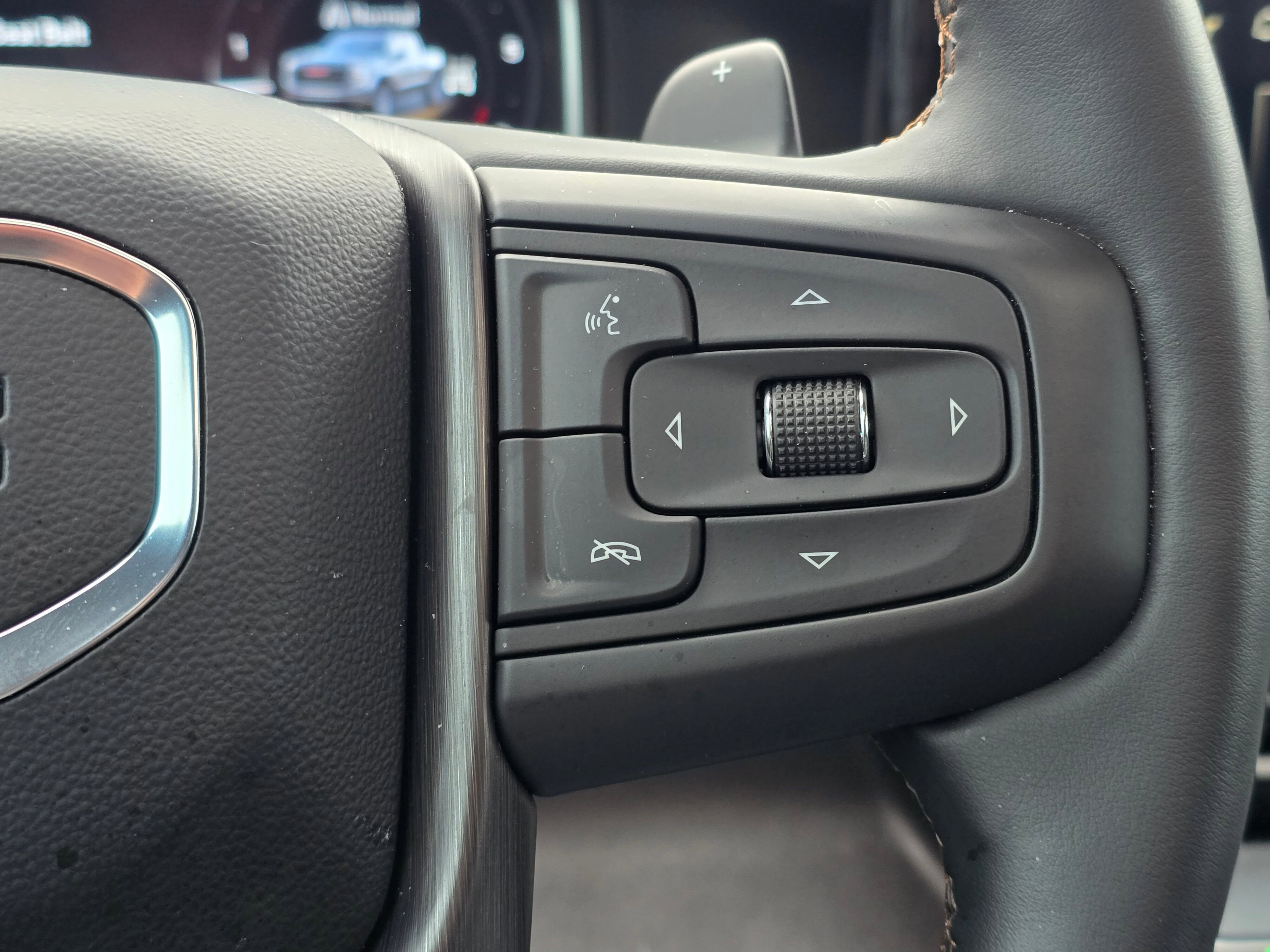 Used 2024 GMC Sierra 1500 AT4 w/ Technology Package AWD/4WD image 31