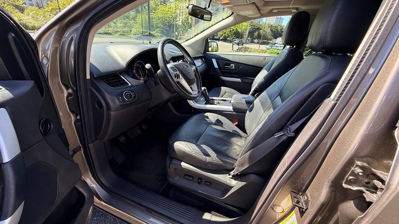 Used 2013 Ford Edge SEL AWD/4WD image 17