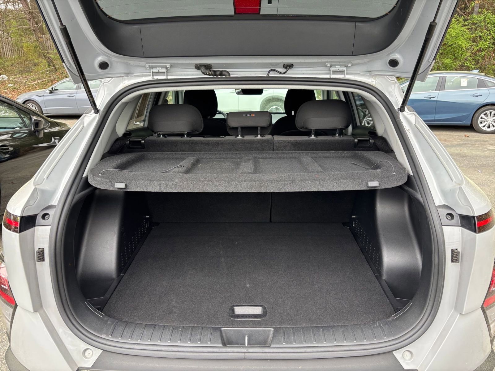 Used 2025 Hyundai Kona SEL image 32