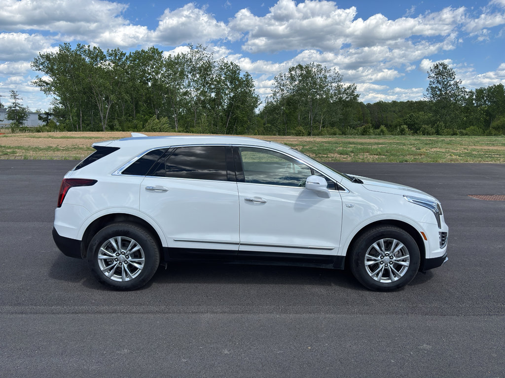 Used 2020 Cadillac XT5 Premium Luxury FWD image 2