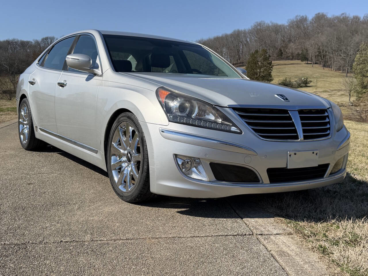 Used 2012 Hyundai Equus Signature RWD image 11