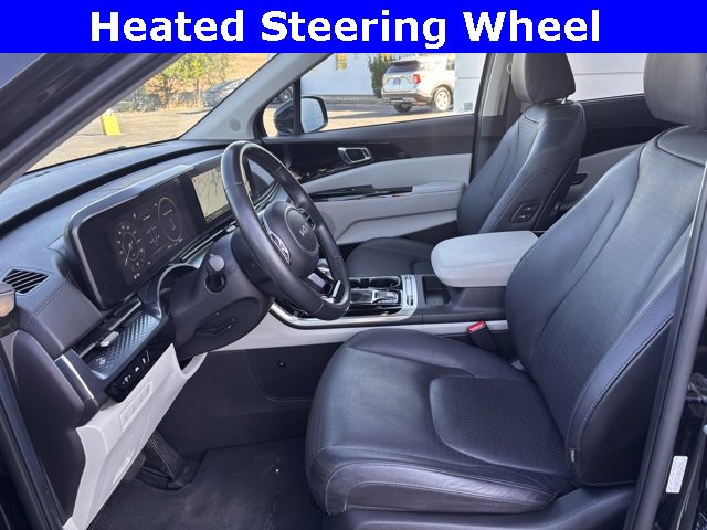 Used 2022 Kia Carnival SX Prestige image 14