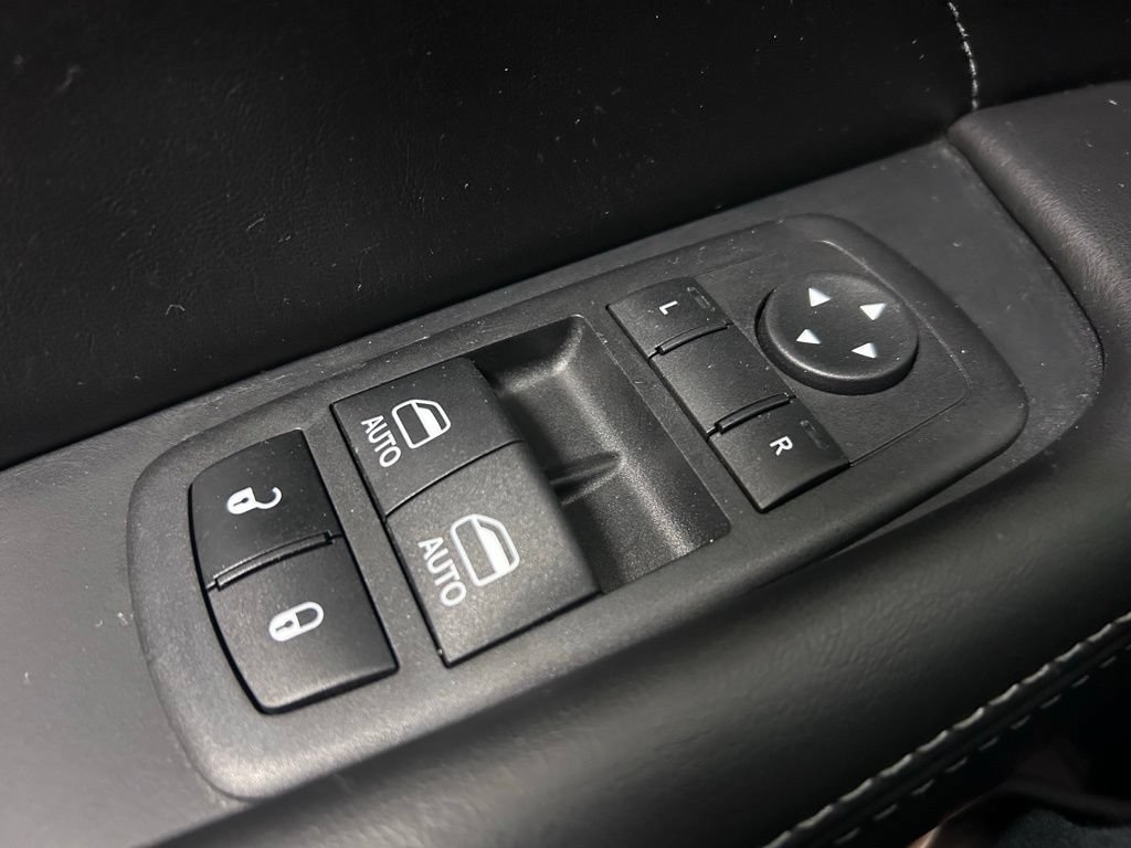 Used 2023 Dodge Challenger R/T Scat Pack w/ Plus Package RWD image 5