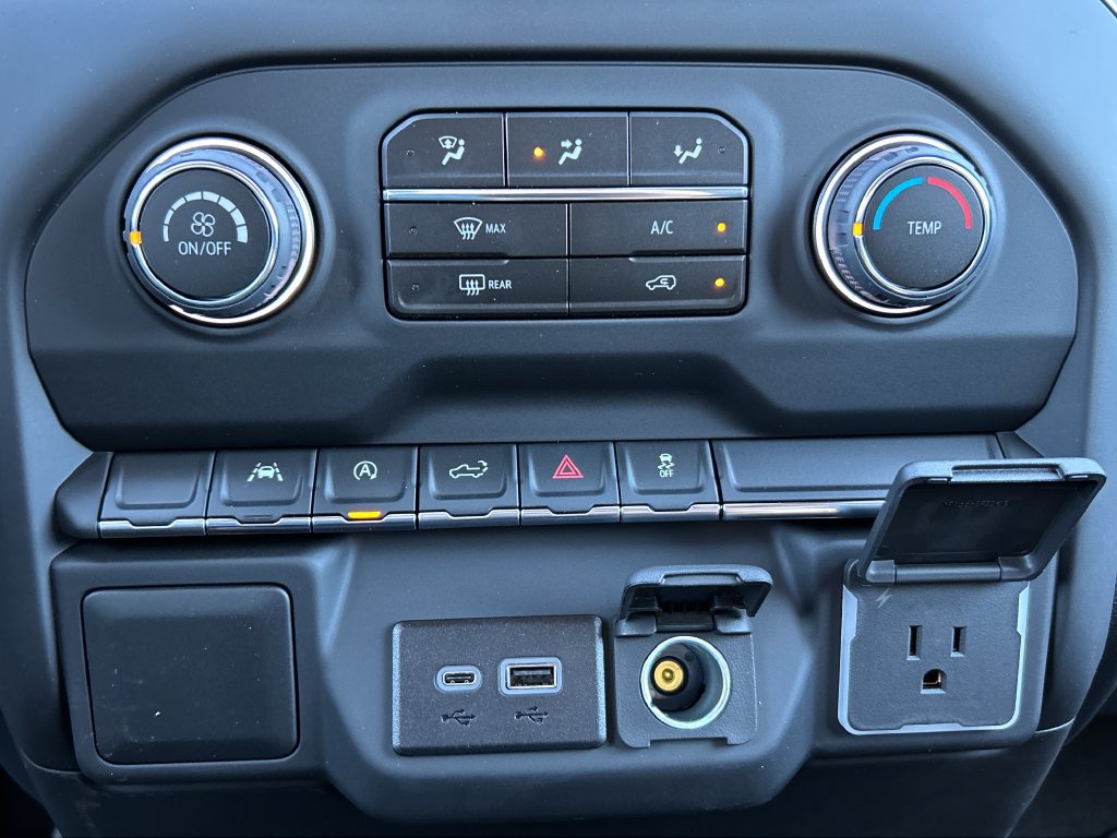 New 2026 Chevrolet Silverado 1500 Custom w/ Turbomax Blackout Package AWD/4WD image 13