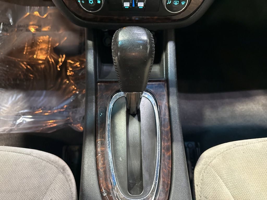 Used 2014 Chevrolet Impala LT w/ LT Sunroof Package FWD image 17