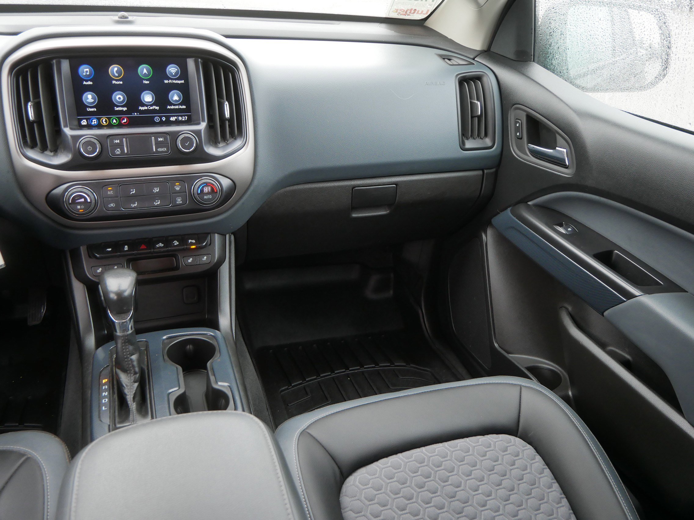 Used 2022 Chevrolet Colorado Z71 AWD/4WD image 11