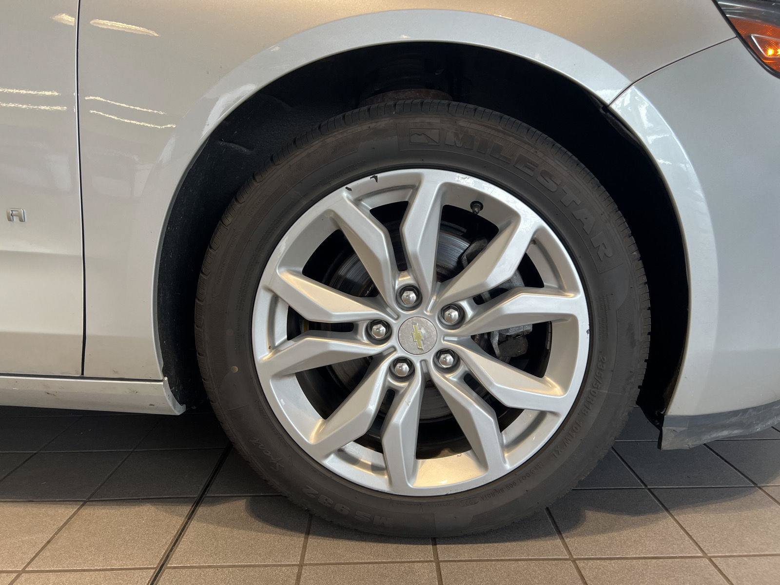 Used 2018 Chevrolet Impala LT w/ LT Convenience Package FWD image 13