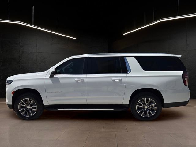 Used 2021 Chevrolet Suburban LT w/ Luxury Package RWD image 4
