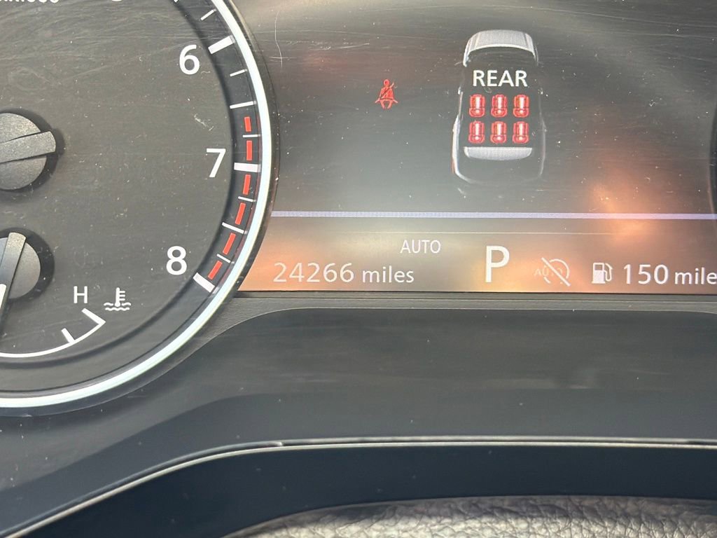 Used 2025 Nissan Pathfinder SV image 19