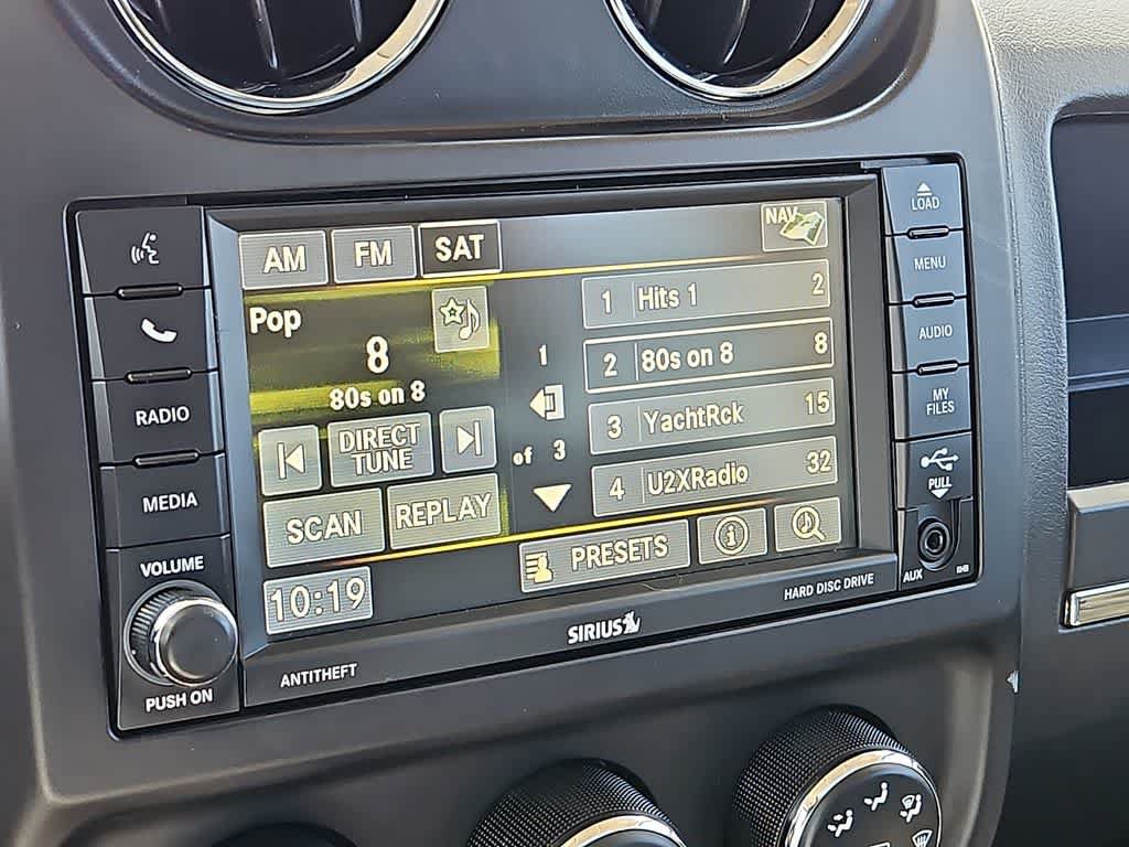Used 2017 Jeep Patriot High Altitude FWD image 17