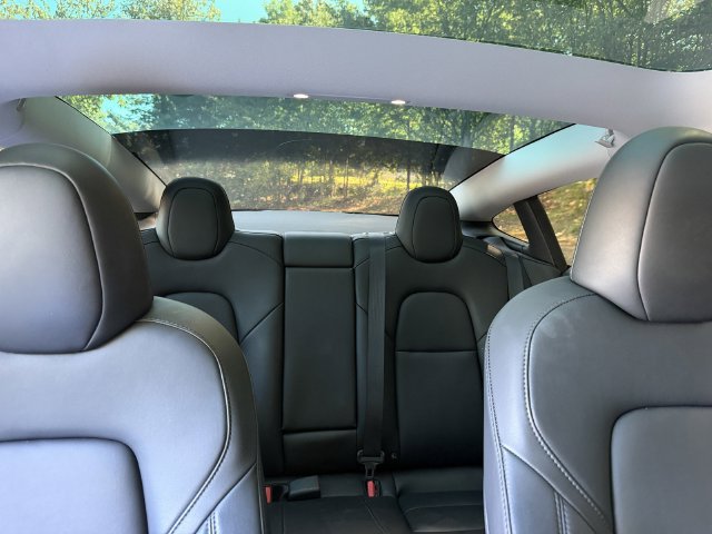 Used 2023 Tesla Model 3 Standard Range RWD image 32