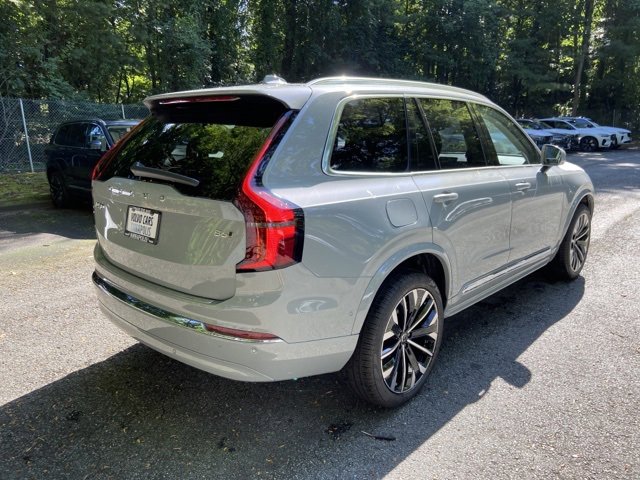 New 2026 Volvo XC90 B6 Plus w/ Protection Package Premier image 7