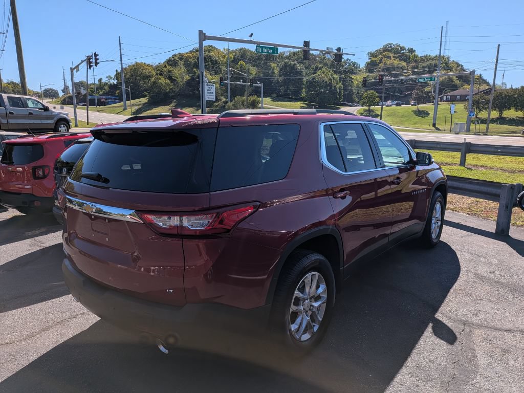 Used 2019 Chevrolet Traverse LT FWD image 4