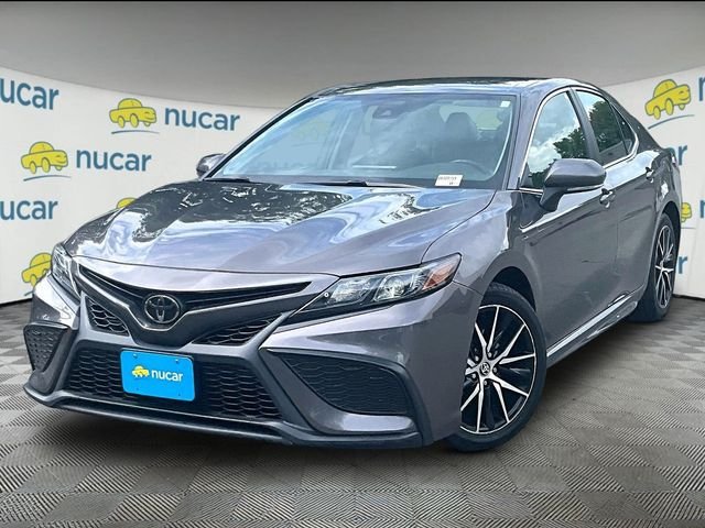 Used 2023 Toyota Camry SE FWD image 12