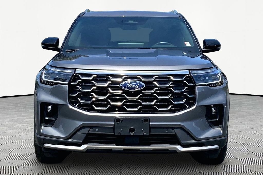 Used 2025 Ford Explorer Platinum w/ LUX Leather Package AWD/4WD image 2