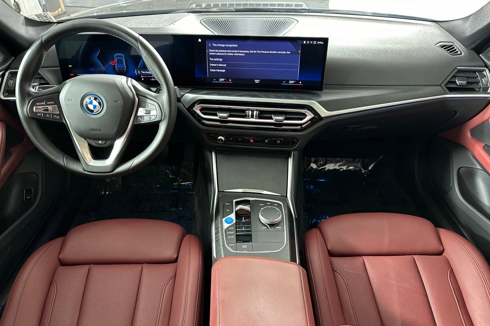 Used 2023 BMW i4 eDrive35 w/ Premium Package RWD image 12