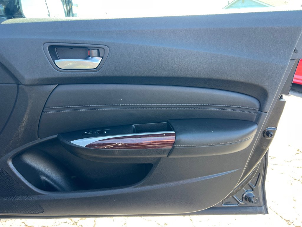 Used 2015 Acura TLX image 19