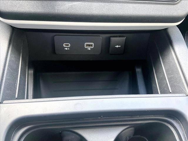Used 2023 Land Rover Defender 90 S AWD/4WD image 26