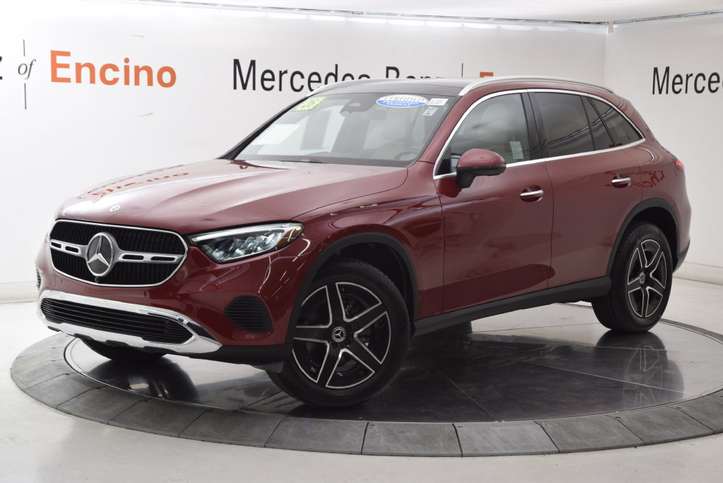 Certified 2026 Mercedes-Benz GLC 300 image 2