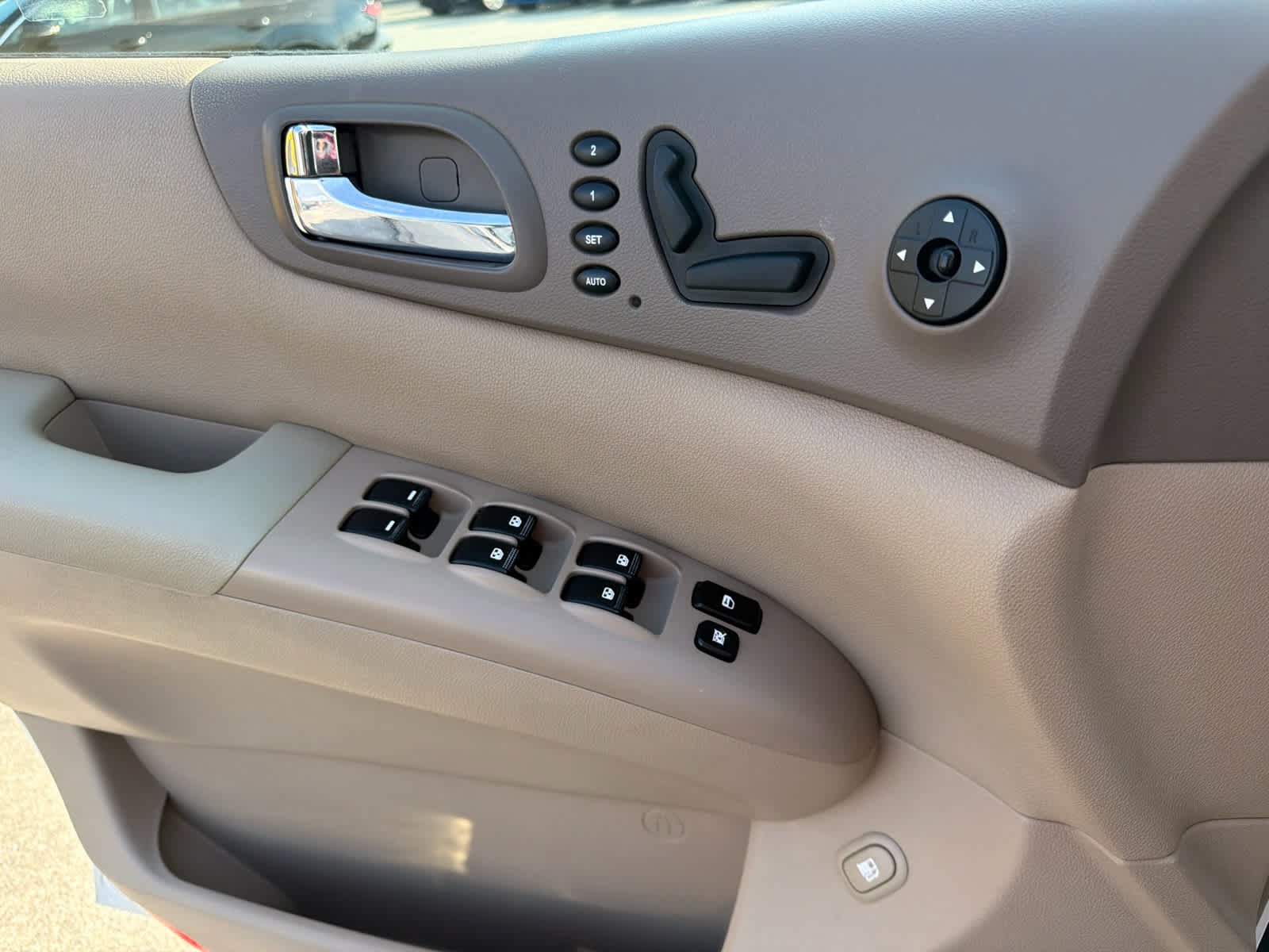 Used 2010 Kia Sedona EX w/ Luxury Pkg FWD image 20