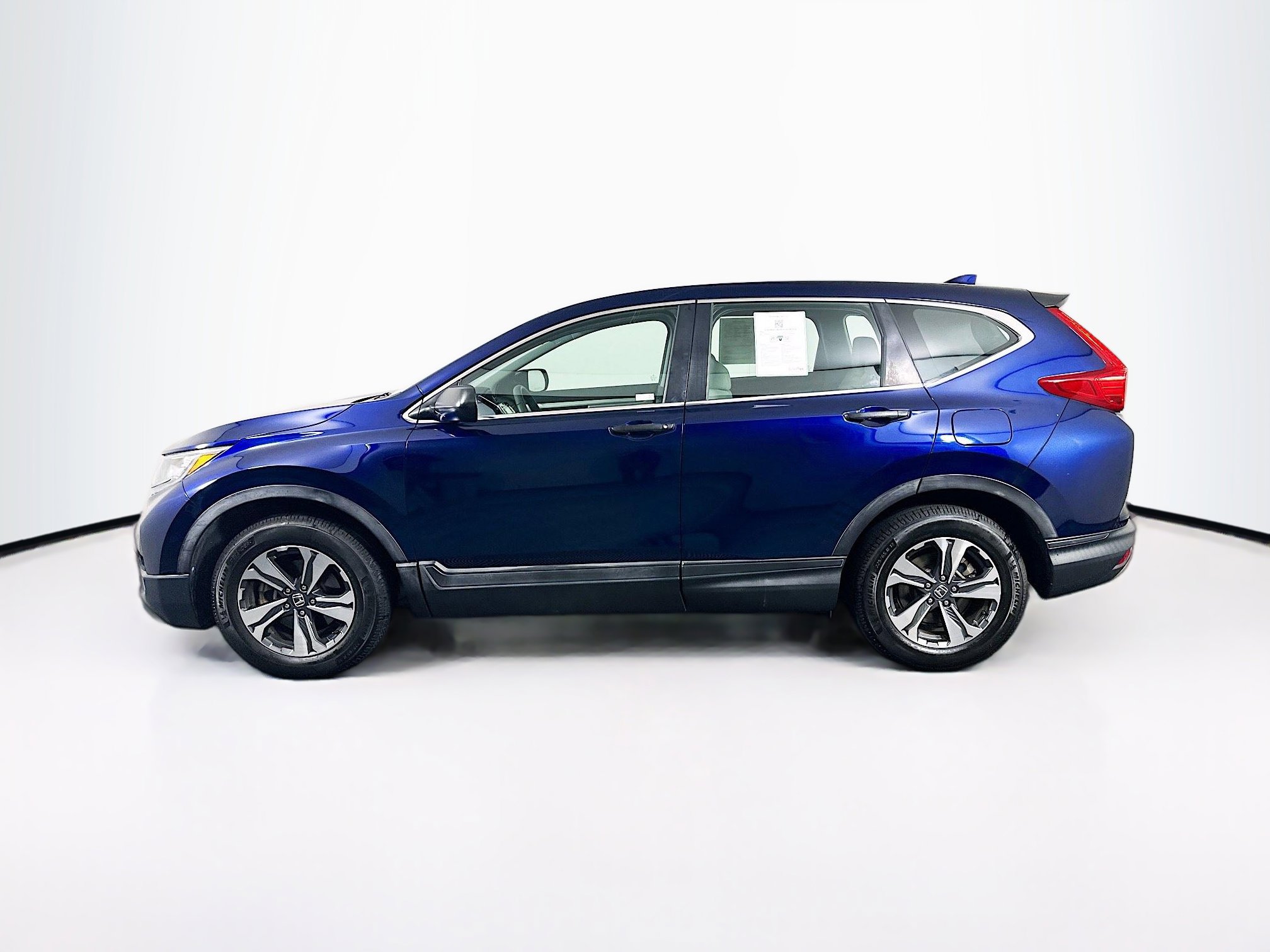 Used 2018 Honda CR-V LX image 4