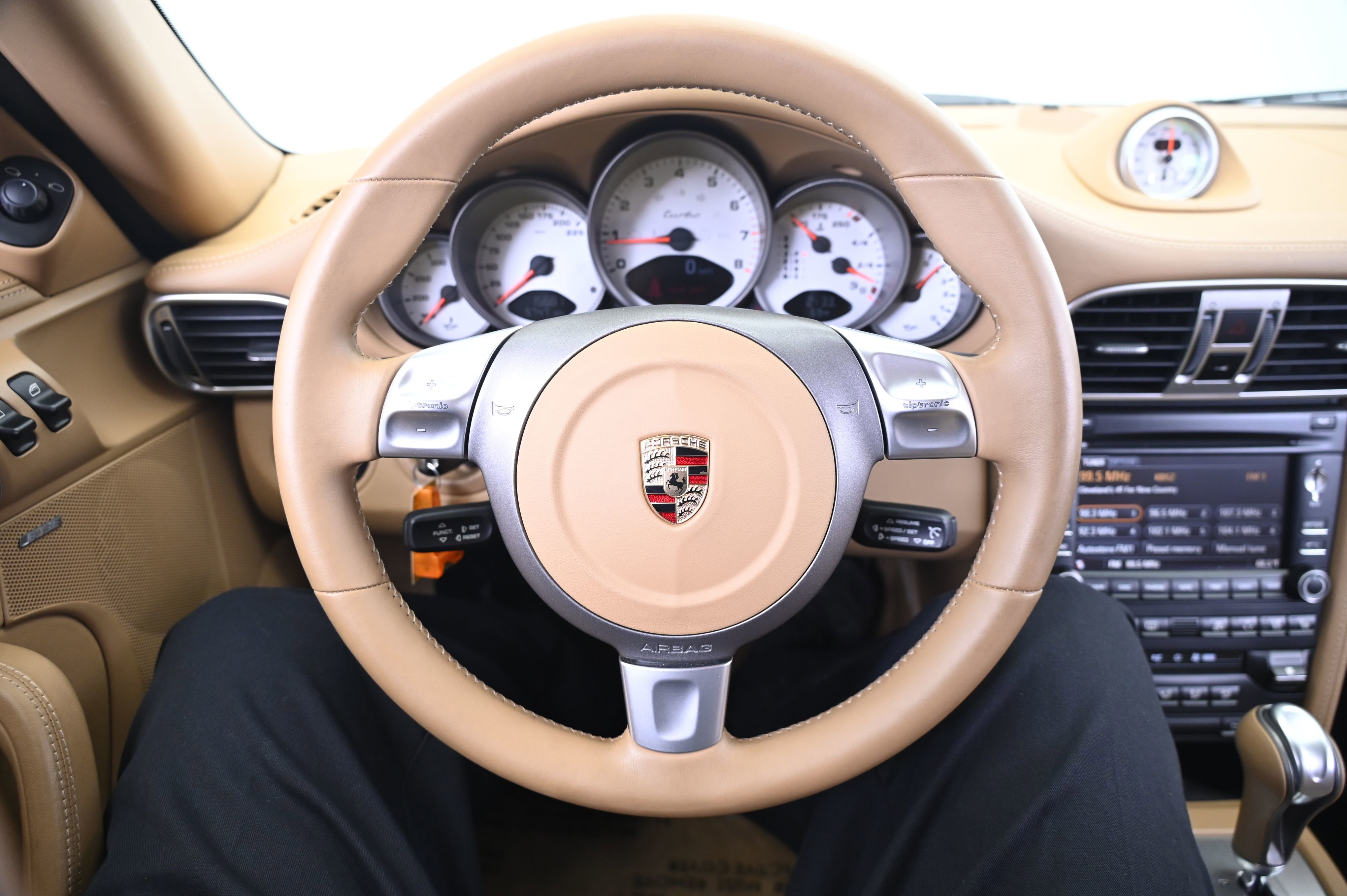 Used 2009 Porsche 911 Turbo image 30