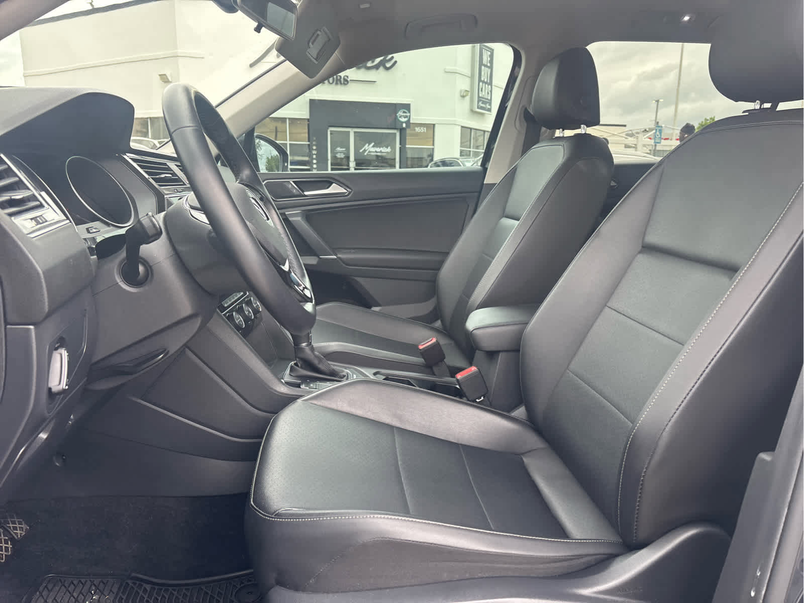 Used 2018 Volkswagen Tiguan SE image 7