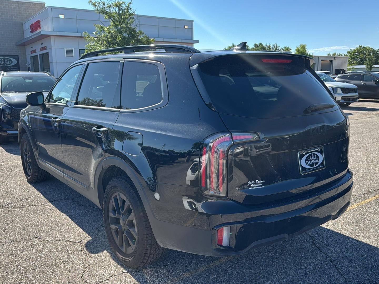 Used 2025 Kia Telluride AWD image 6