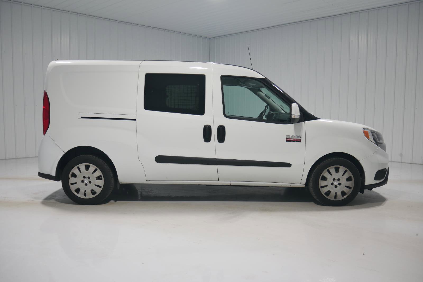 Used 2019 RAM ProMaster City Tradesman SLT image 4