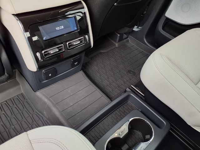 Used 2025 Lincoln Aviator Reserve w/ Equipment Group 201A AWD/4WD image 20