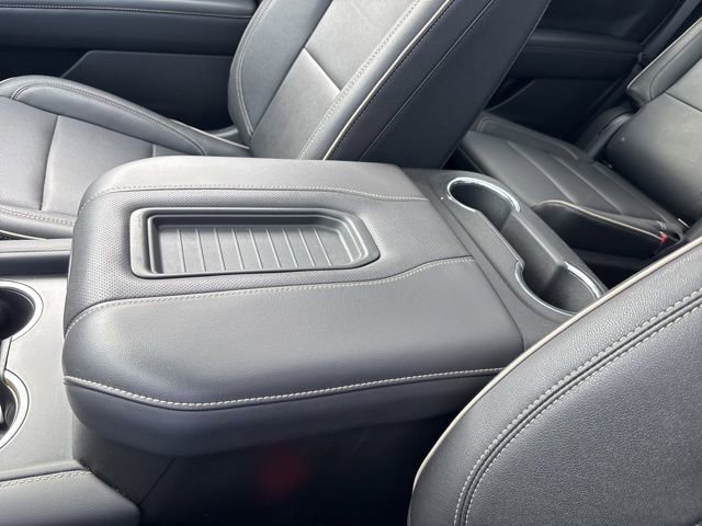 Used 2023 GMC Yukon SLT image 28