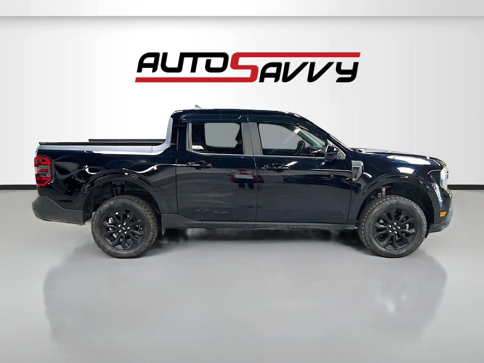 Used 2024 Ford Maverick Lariat w/ Black Appearance Package AWD/4WD image 8
