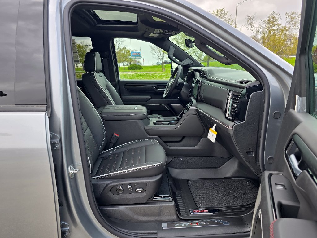 New 2026 GMC Sierra 2500 AT4X AWD/4WD image 34