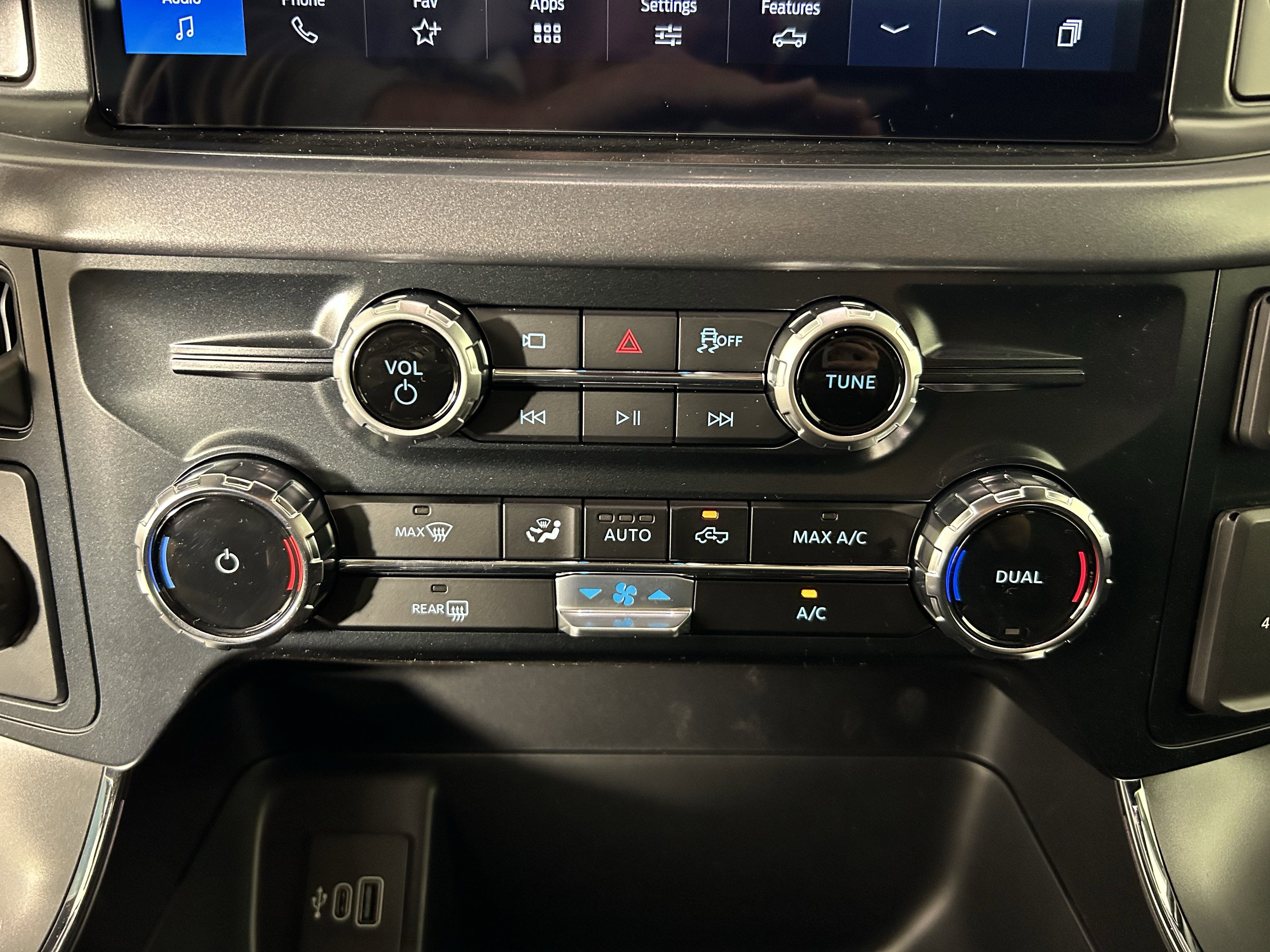 New 2025 Ford F150 XLT w/ Equipment Group 301A Standard image 23