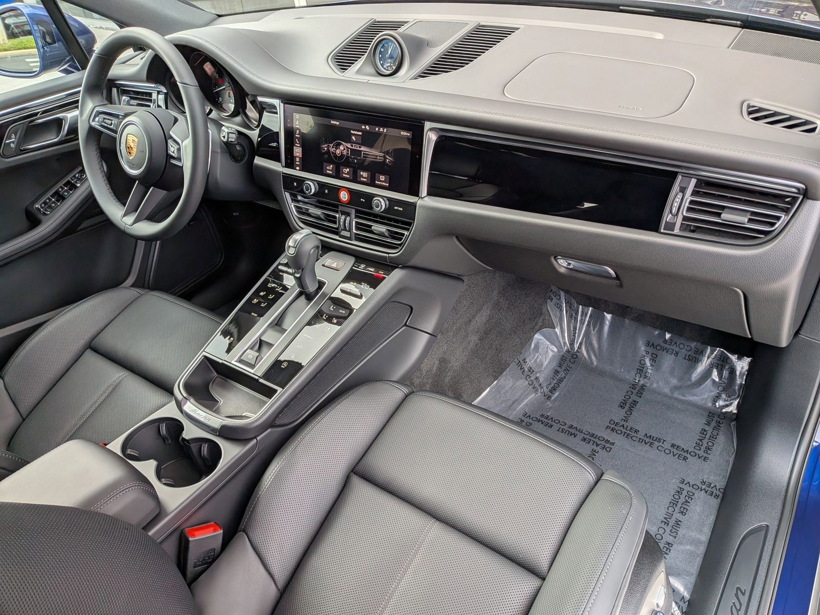 New 2026 Porsche Macan AWD/4WD image 27