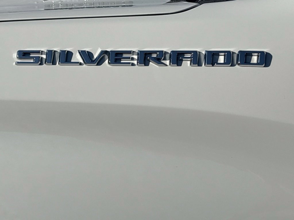 Used 2026 Chevrolet Silverado 1500 RST w/ RST Select Package AWD/4WD image 8