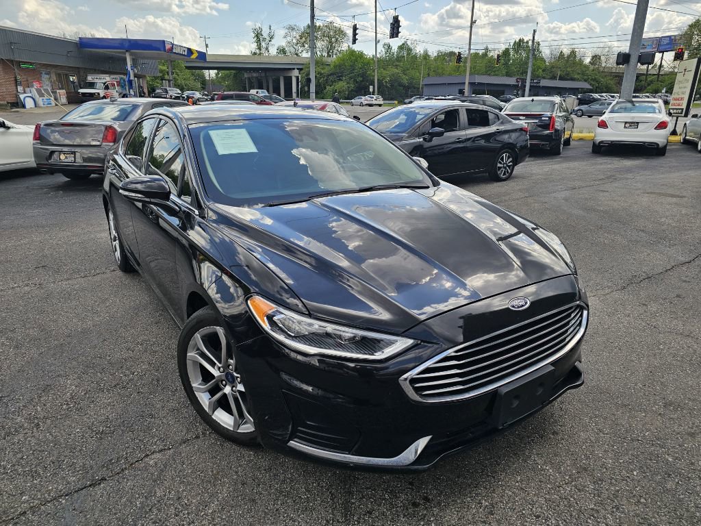 Used 2020 Ford Fusion SEL FWD image 4