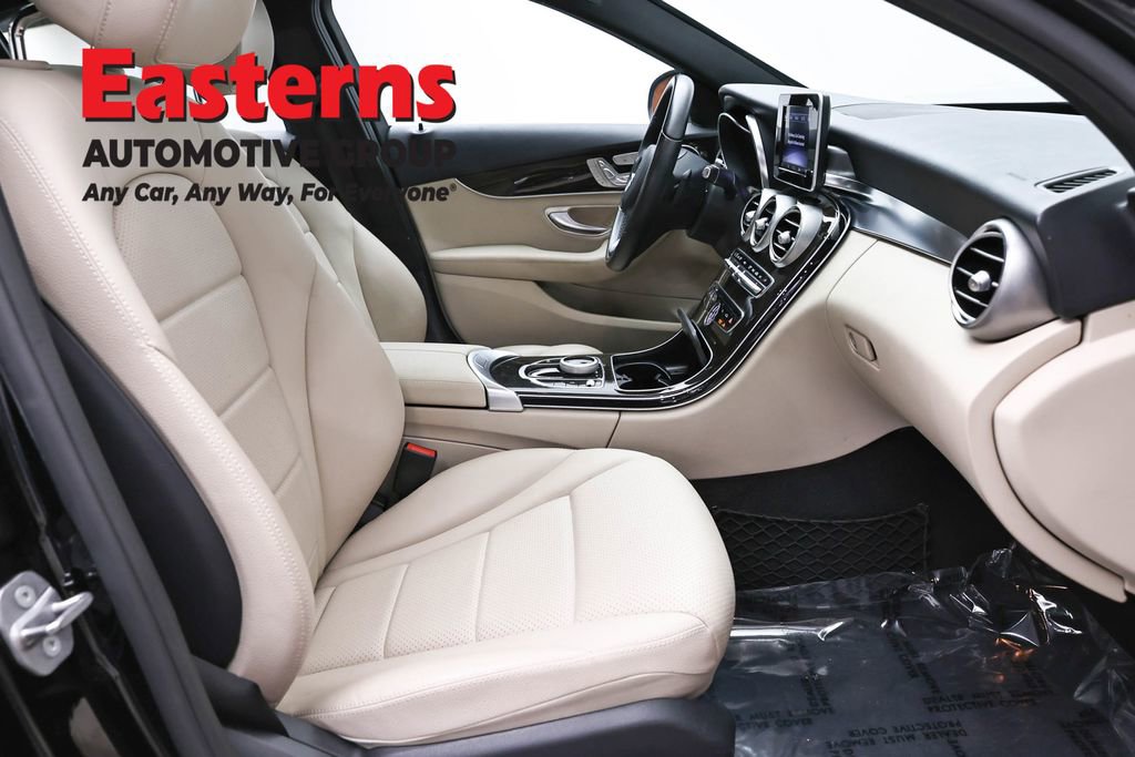 Used 2018 Mercedes-Benz C 300 4MATIC Sedan image 25