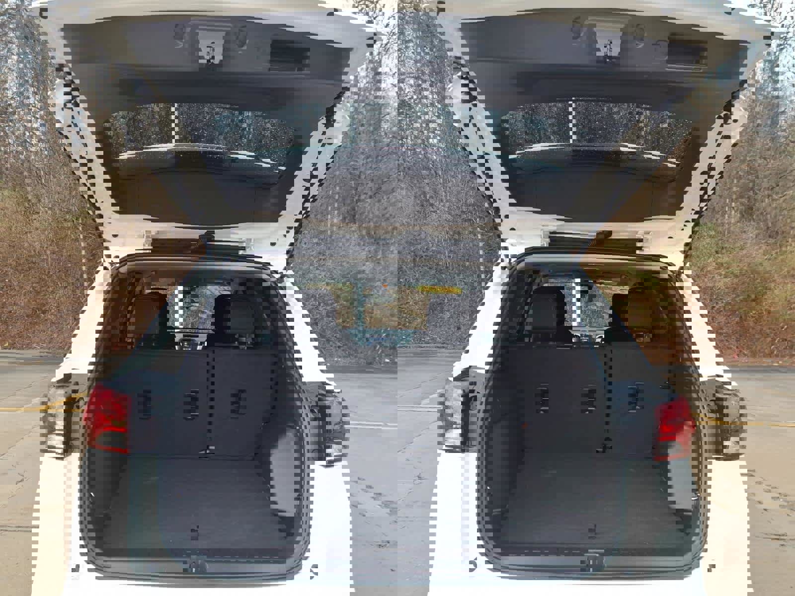 Used 2024 Chevrolet Equinox LS image 12