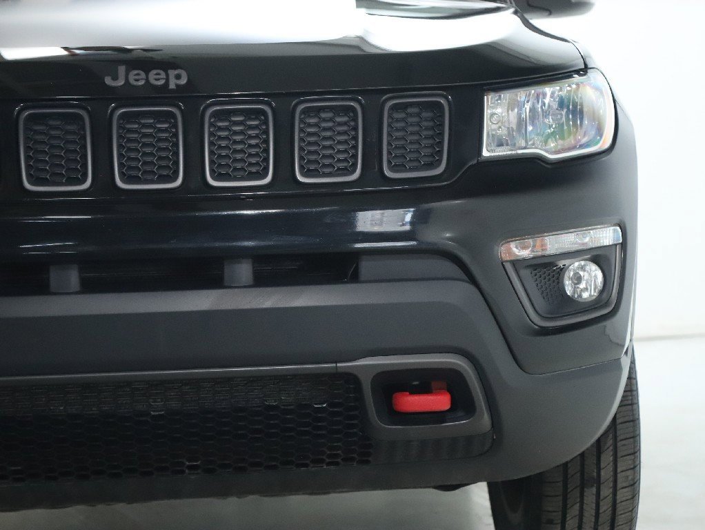 Used 2020 Jeep Compass Trailhawk image 8