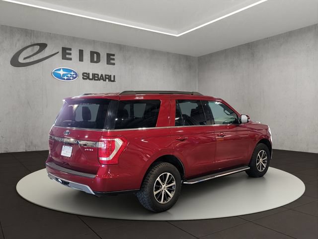 Used 2019 Ford Expedition XLT w/ Equipment Group 202A AWD/4WD image 13